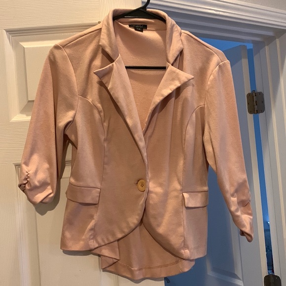 Jackets & Blazers - Light pink blazer size L